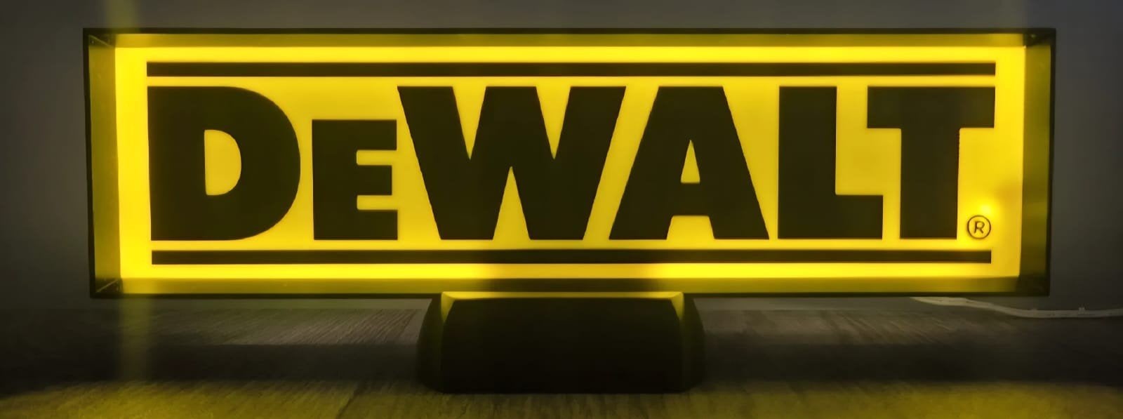 Dewalt LED Lamp - Lichtreclame, Ophalen of Verzenden, Zo goed als nieuw, Lichtbak of (neon) lamp