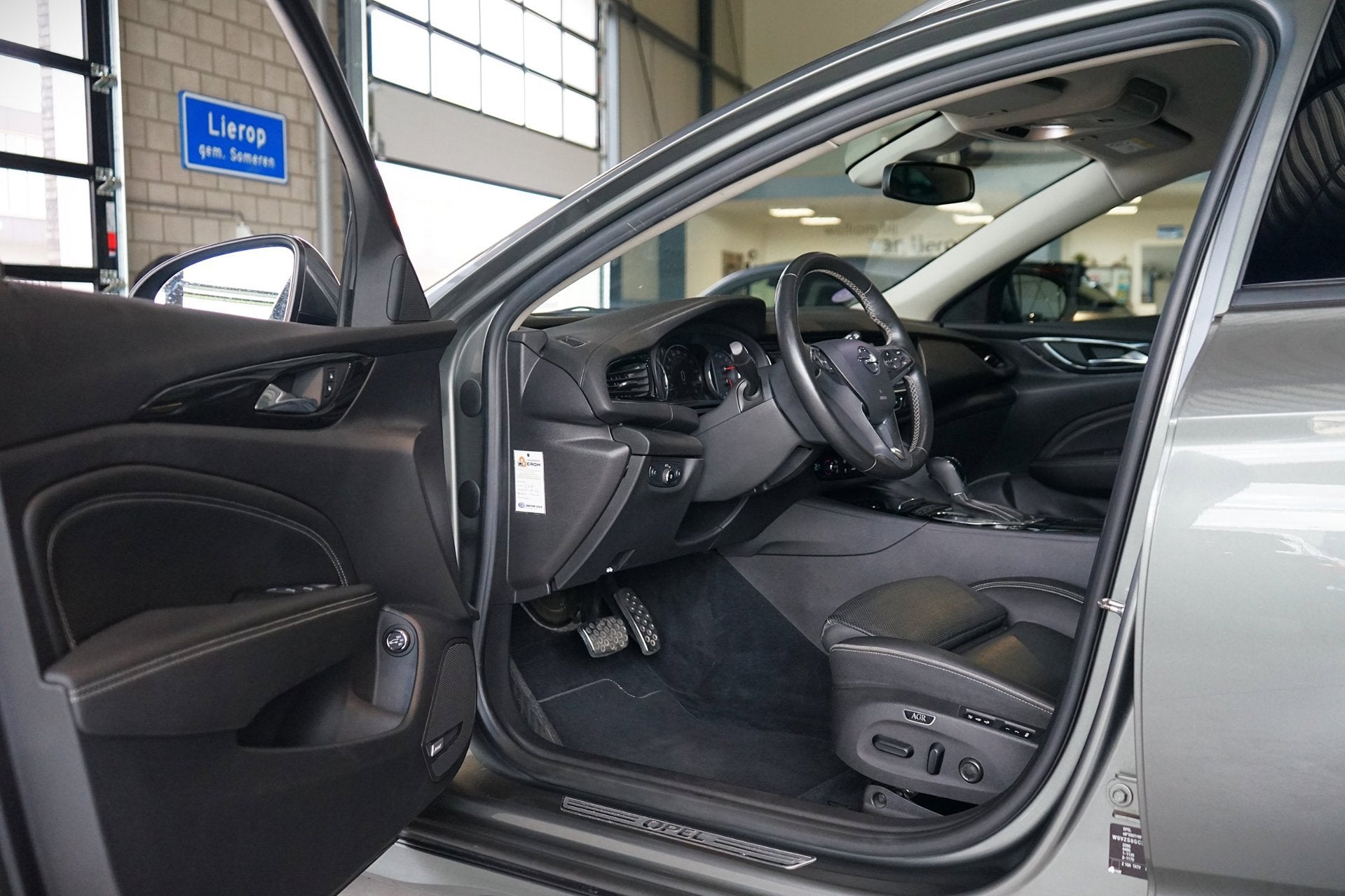 Opel Insignia Sports Tourer 2.0 Turbo 4x4 Innovation|TREKHAA, Automaat, 1998 cc, Gebruikt, 4 cilinders