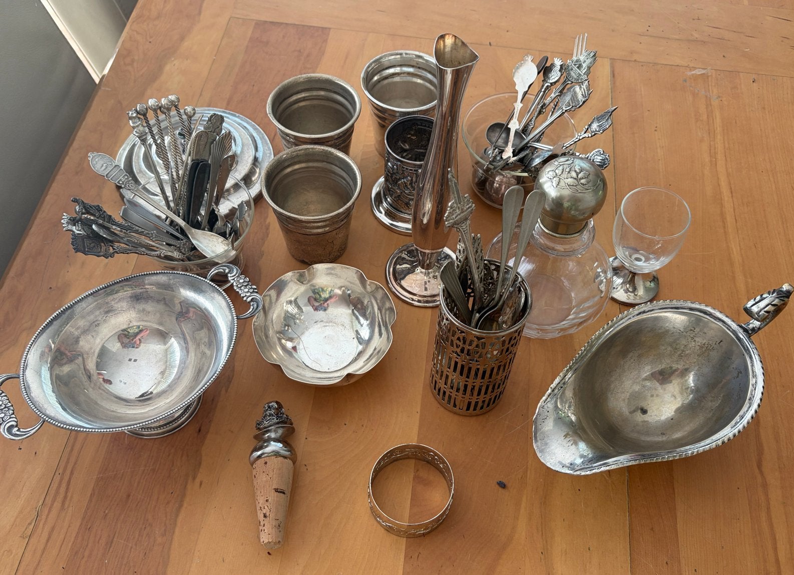 Grote Verzameling Antiek Zilverkleurige items, Verzenden