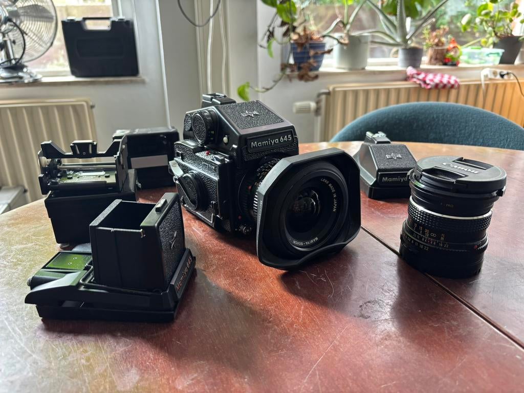 Mamiya 645 1000s + 80mm, 45mm lenzen [getest], Ophalen of Verzenden, Zo goed als nieuw, Spiegelreflex, Overige Merken