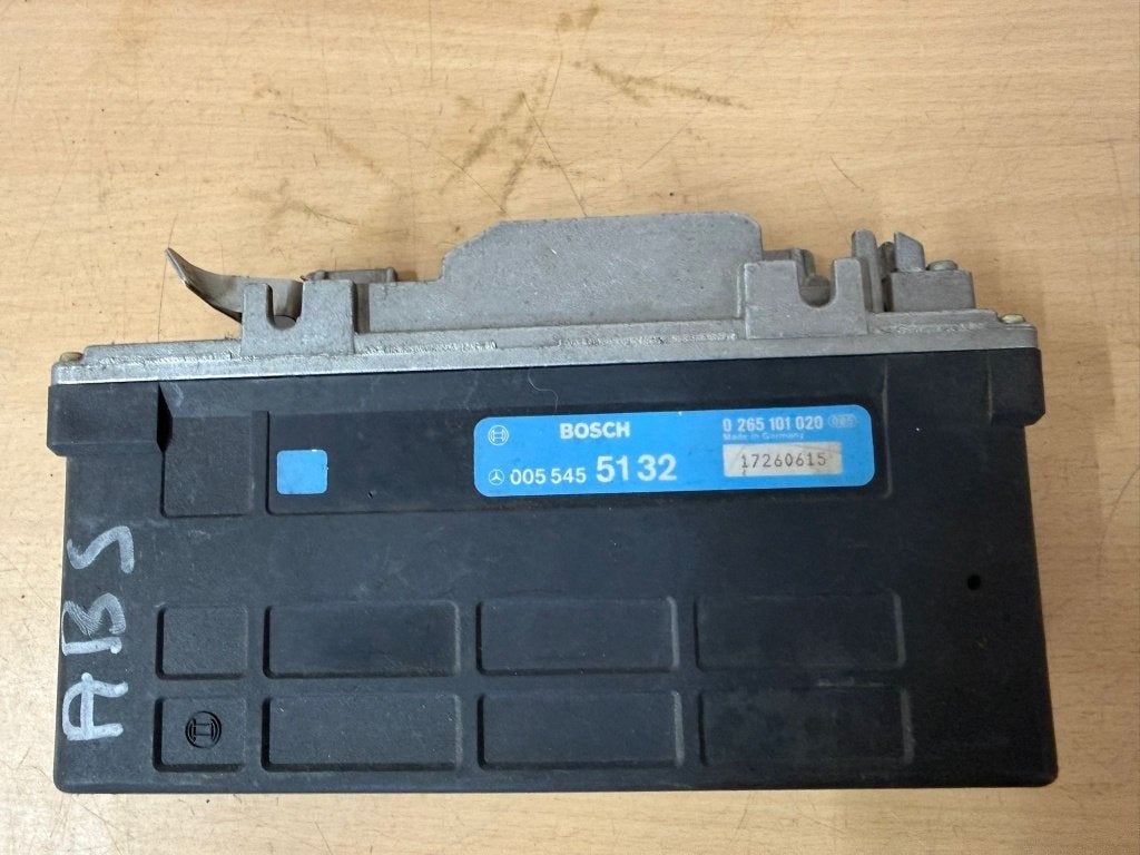 Mercedes ABS computer 0055455132 Bosch 0265101020, Ophalen of Verzenden, Gebruikt, Mercedes-Benz