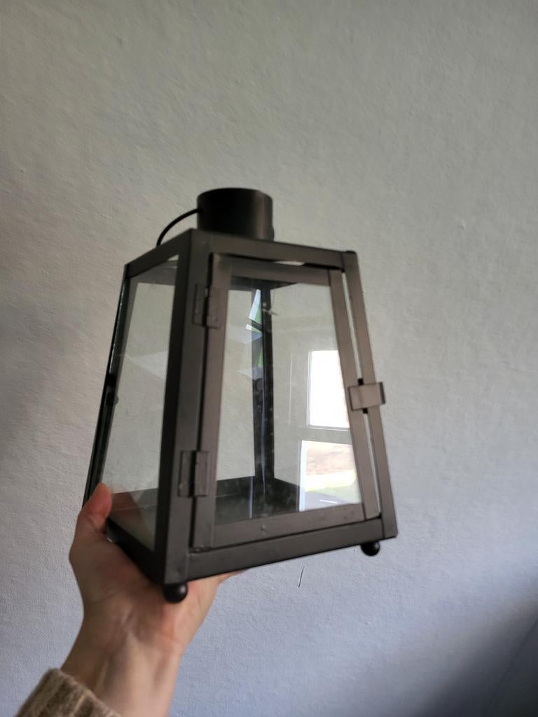 Stijlvol zwart windlicht - perfect voor sfeer in huis, Zwart, Ophalen of Verzenden, Zo goed als nieuw, Metaal