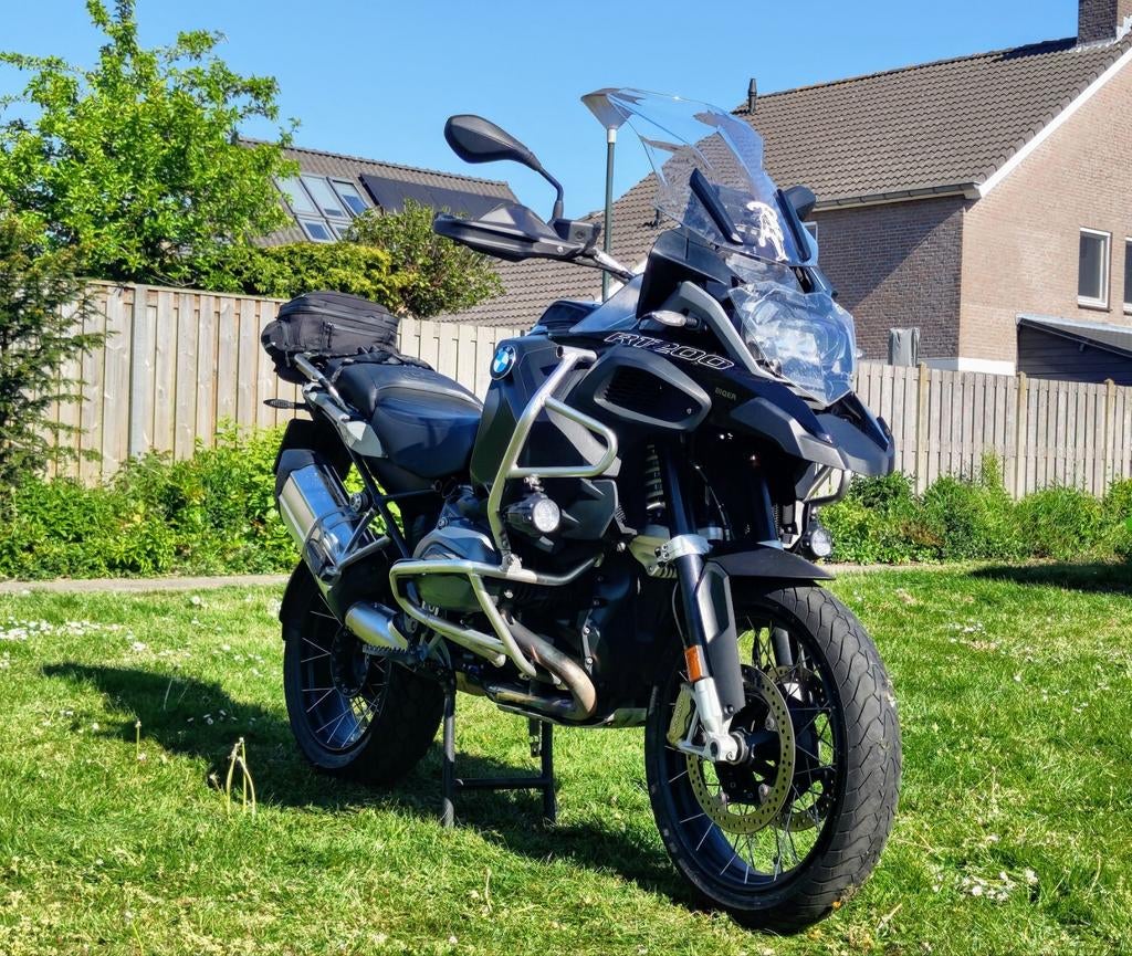 BMW R 1200 GS Adventure | 2018 (Triple Black), 2 cilinders, Gebruikt, 1170 cc, Particulier