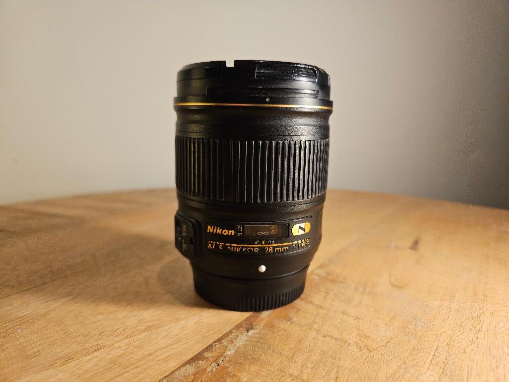 Nikon 28mm f/1.8G AF-S NIKKOR, Audio, Tv en Foto, Fotografie | Lenzen en Objectieven, Ophalen, Gebruikt, Groothoeklens