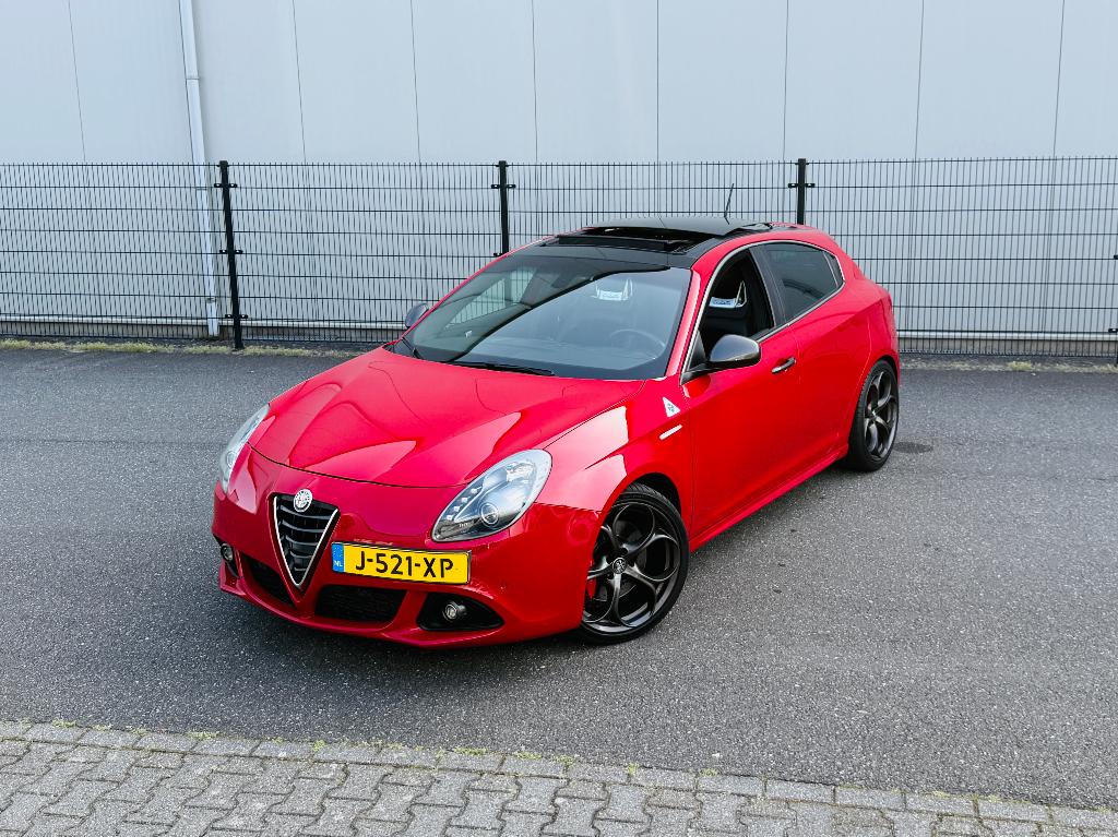 ALFA ROMEO GIULIETTA 1.750 QUADRIFOGLIO VERDE TCT ROSSO ALFA, Auto's, 15 km/l, 4 cilinders, Bedrijf, 1000 kg