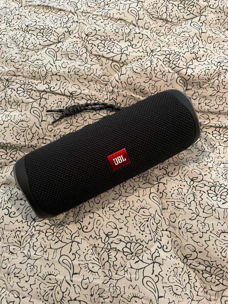 Jbl flip 5 defect, Audio, Tv en Foto, Luidsprekers, Ophalen of Verzenden, Niet werkend, Minder dan 60 watt, JBL