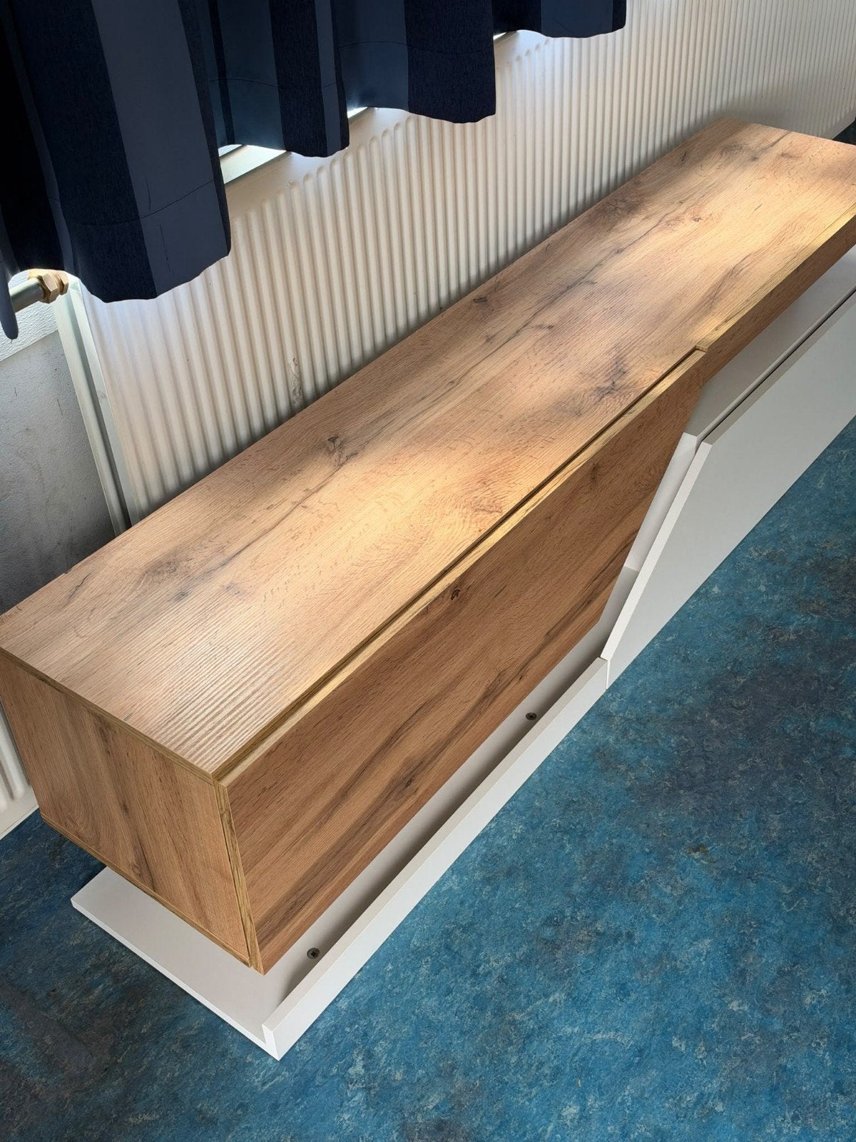 Modern TV-meubel / Dressoir - 160x35x47 cm, Gebruikt, 150 tot 200 cm, Minder dan 100 cm, Overige houtsoorten