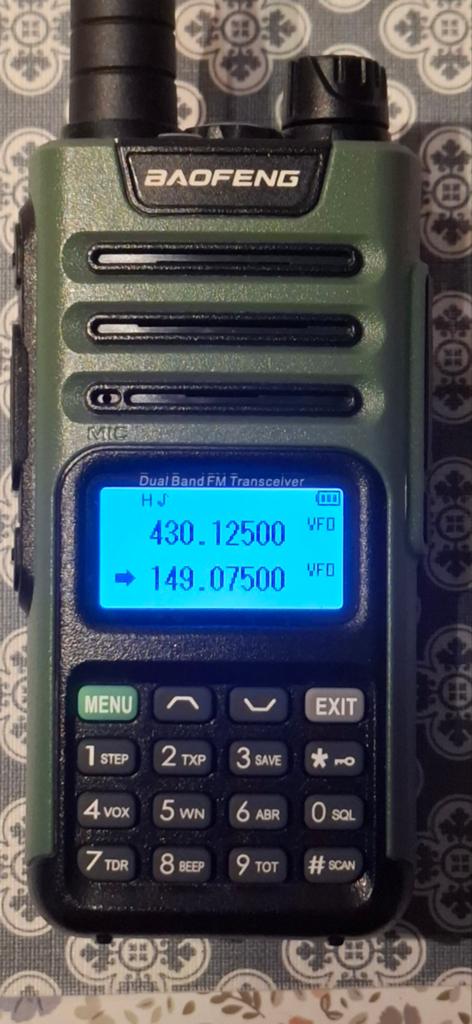 Boafeng uv 13 pro.portofoon uhf / vhf band., Ophalen of Verzenden, 15 km of meer