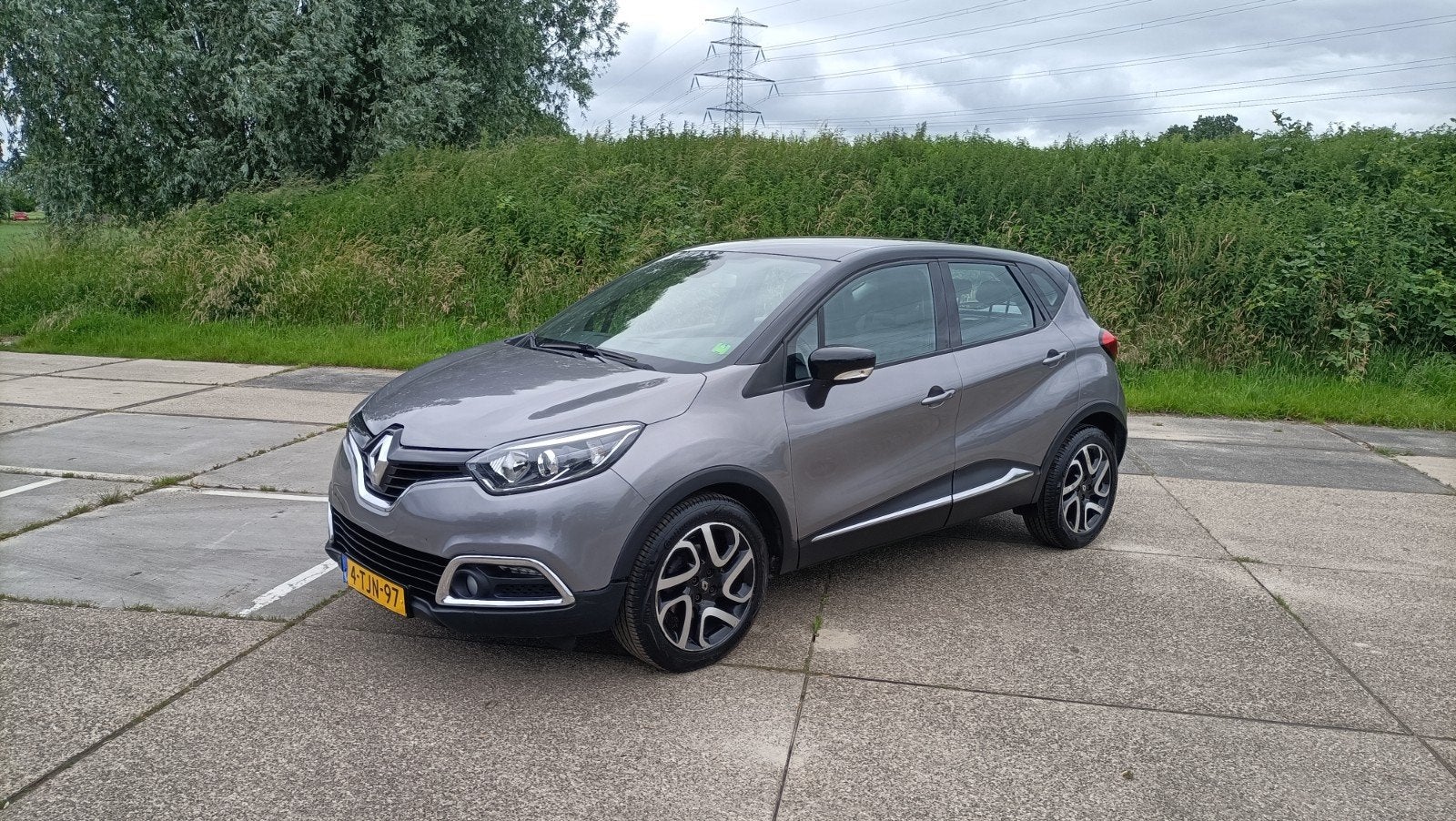 Renault Captur 1.2 TCE automaat 120 EDC 2014 Grijs, Stof, 625 kg, 4 cilinders, Origineel Nederlands