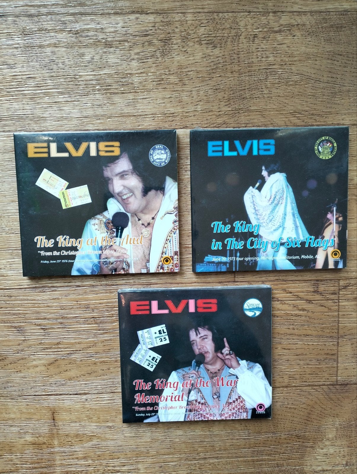 3 x Elvis Presley digipack cd serie met live concerten, Ophalen of Verzenden, Nieuw in verpakking