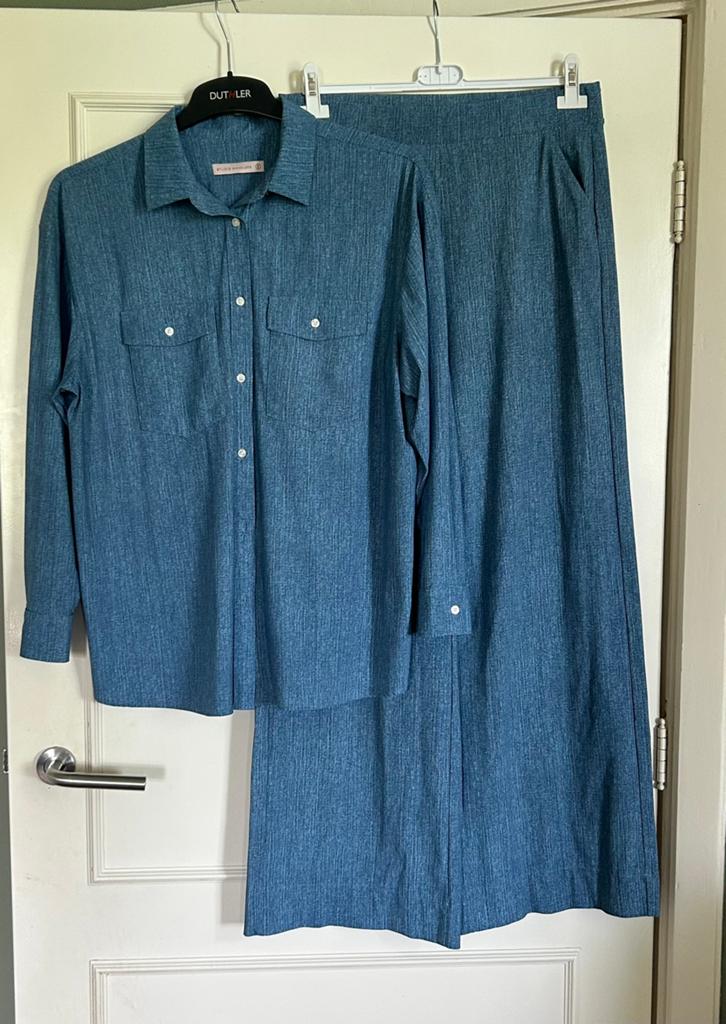 Blauwe Studio Anneloes Flair jeans trousers en blouse in S, Ophalen of Verzenden, Zo goed als nieuw, Blauw, W28 - W29 (confectie 36)