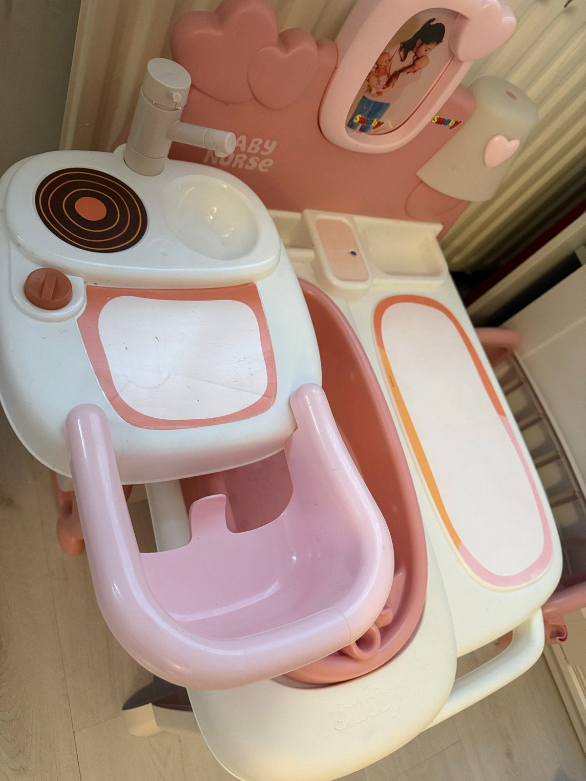 GRATIS Smoby Baby Nurse speelset - Roze verzorgingsstation, Kinderen en Baby's, Speelgoed | Overig, Ophalen of Verzenden, Gebruikt