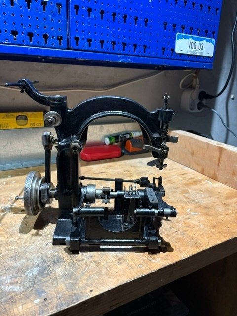 Singer Vintage naaimachine 1918-1949., Ophalen