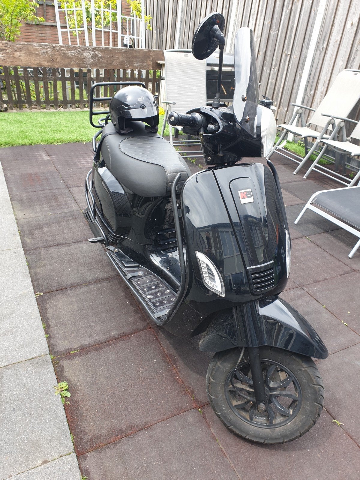 Killerbee scooter bouwjaar 2021, Fietsen en Brommers, Snorfietsen en Snorscooters, Ophalen of Verzenden