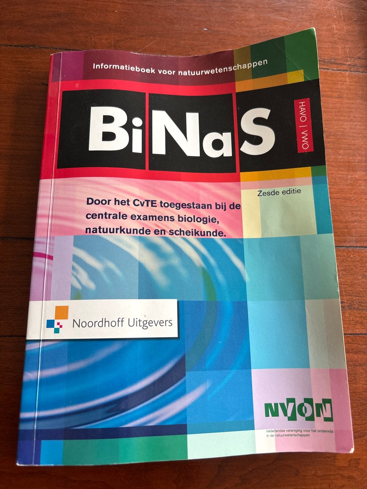BiNaS zesde editie HAVO/VWO - Informatieboek natuurwetenscha, Ophalen, Zo goed als nieuw, HAVO, Biologie
