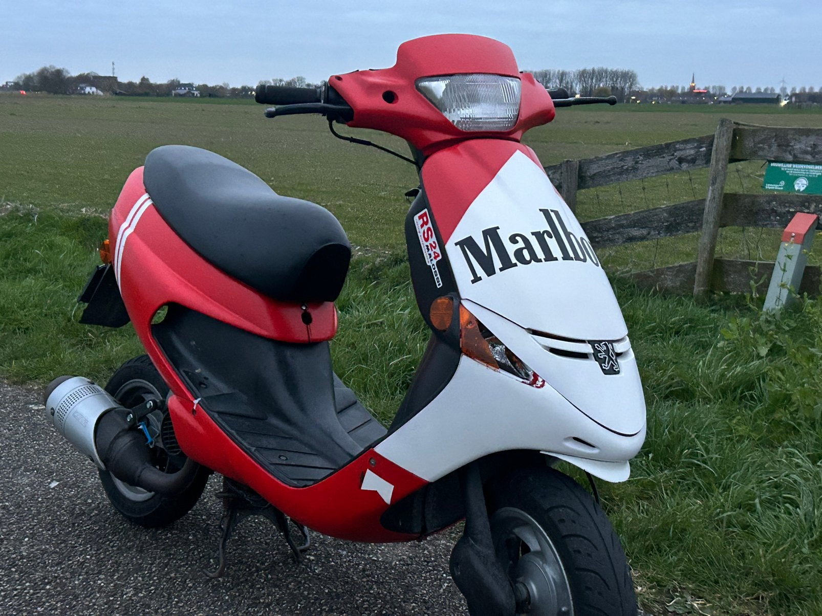 70cc Peugeot zenith, Fietsen en Brommers, Scooters | Peugeot, Tweetakt, Gebruikt, Overige modellen, Maximaal 45 km/u
