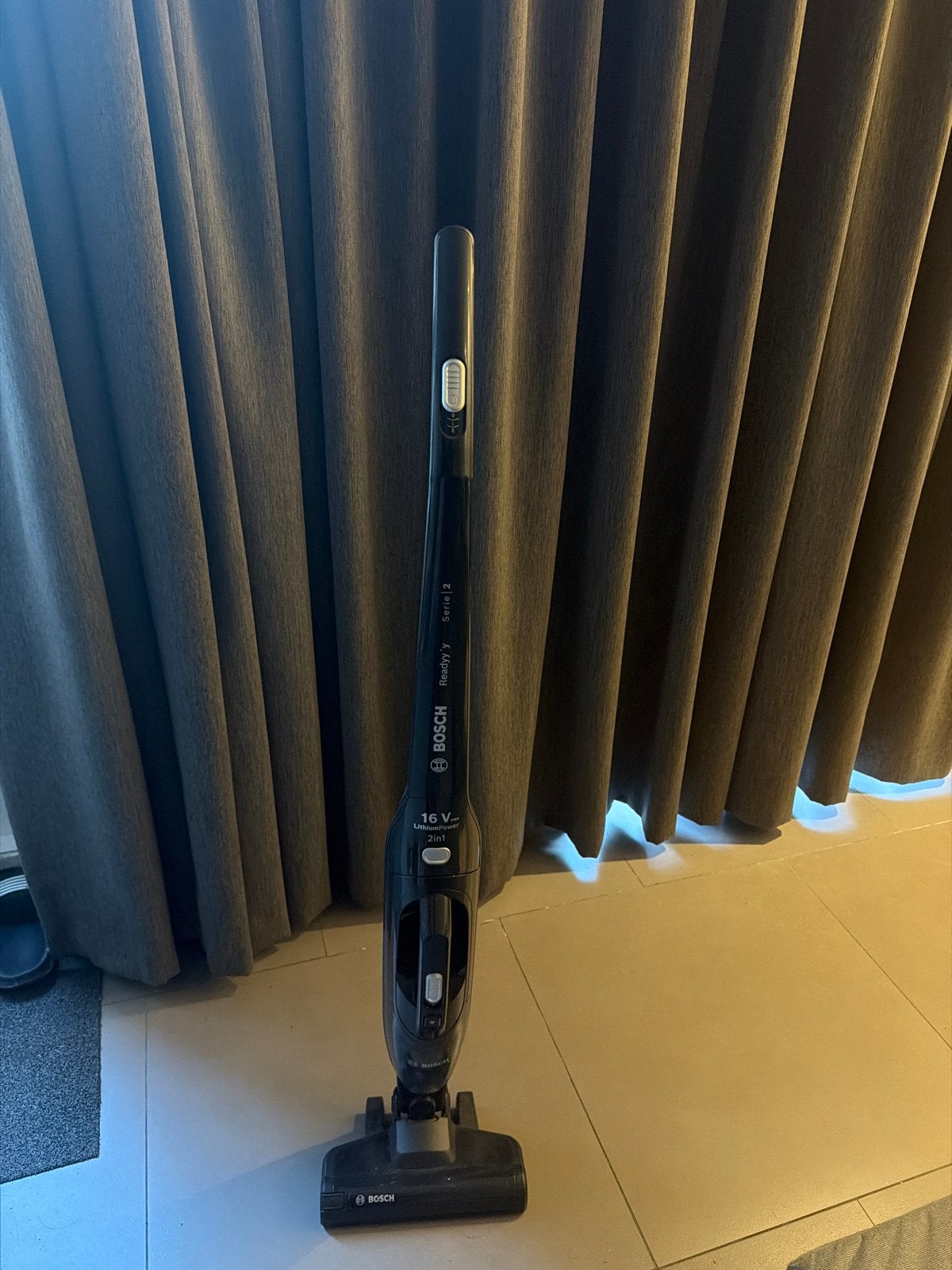 Bosch Readyy'y Serie 2 16Vmax 2in1 Steelstofzuiger, Ophalen, Bosch, Draadloos, Zo goed als nieuw