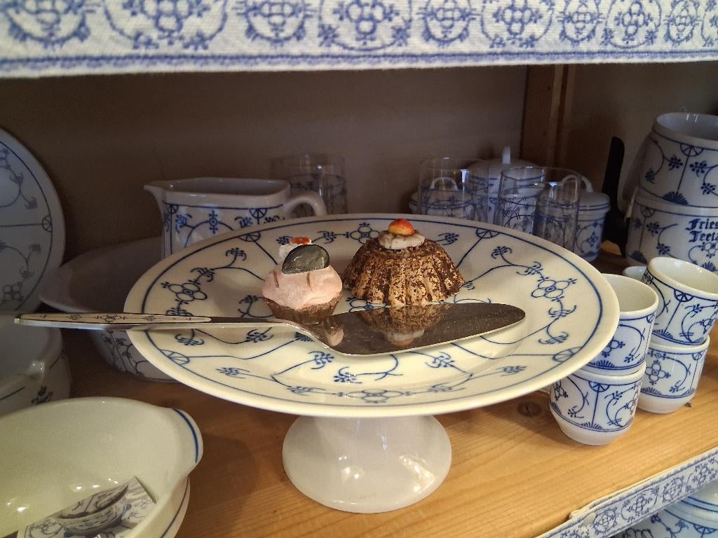 Blau saks presentatieschaal, koekschaal op voet, Ophalen of Verzenden, Overige stijlen, Glas, Schaal of Schalen