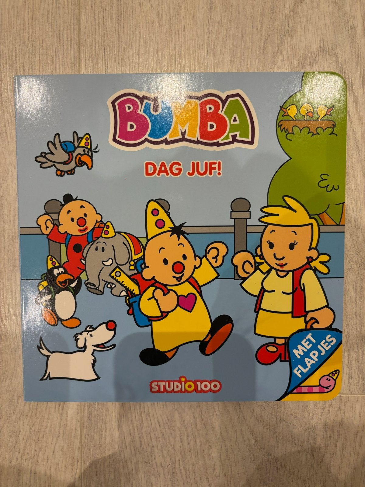 Bumba flapjesboek - Dag juf! NIEUW, Boeken, Ophalen of Verzenden, Nieuw, Uitklap-, Voel- of Ontdekboek