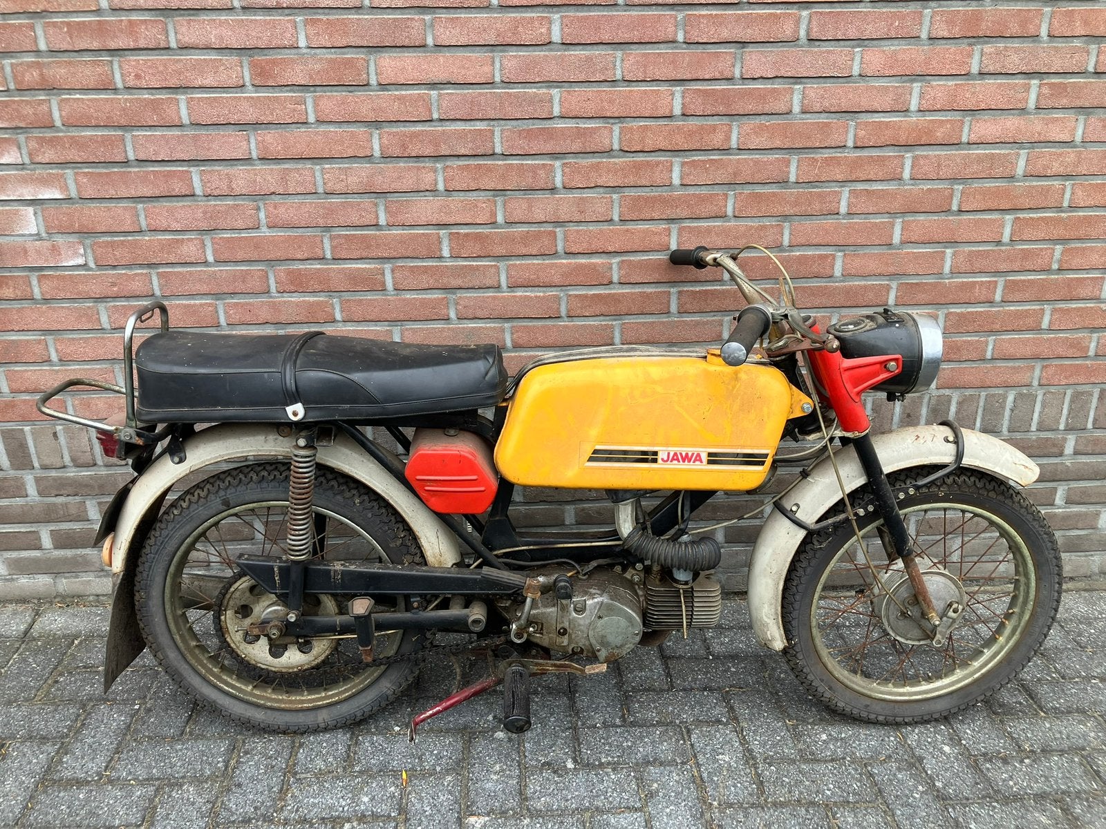 JAWA MUSTANG, Fietsen en Brommers, Brommers | Oldtimers, Overige merken, Maximaal 45 km/u, 49 cc, Ophalen of Verzenden