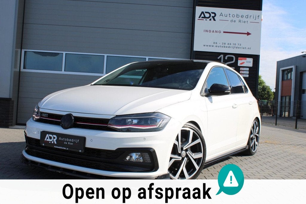 Volkswagen Polo 2.0 TSI GTI DSG|PANO|CAMERA|BEATS|MAXTON|VIR, Auto's, Stof, Gebruikt, Zwart, 4 cilinders