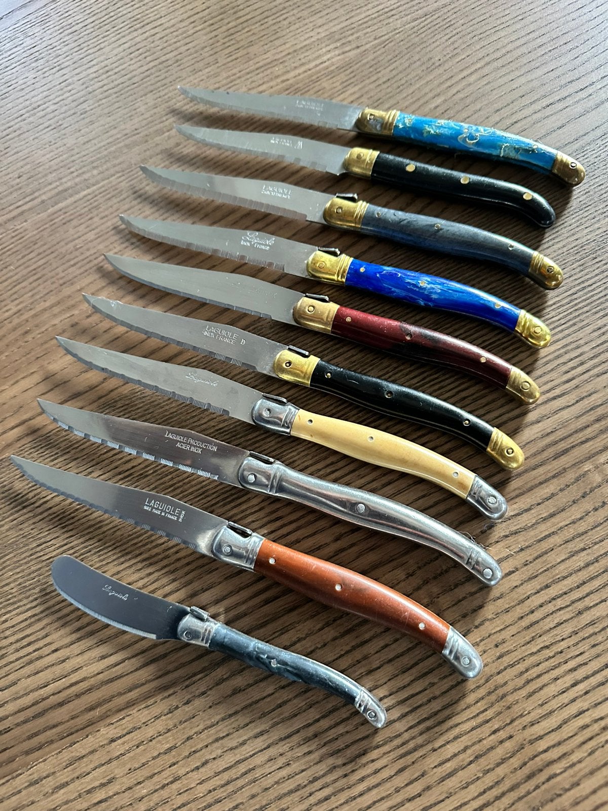 Laguiole tafelmessen., Ophalen