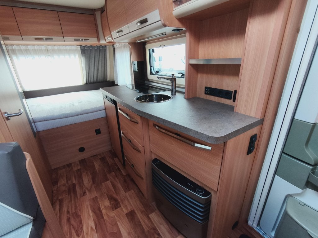 Knaus Sudwind Silver Selection 420 QD MODEL 2016 +ZEER COMPL, Caravans en Kamperen, Standaardzit, Bedrijf, Tot en met 3, 4 tot 5 meter