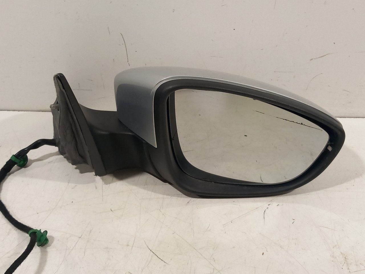 Spiegel buiten rechts elektrisch Volkswagen Passat, Auto-onderdelen, Spiegels, Onderdelen@venauto.nl, Van der Ven Autorecycling B.V.
