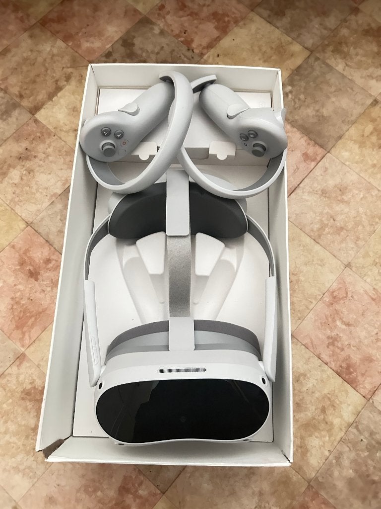 VR Headset 256GB PICO 4 All-in-One, Ophalen of Verzenden, Zo goed als nieuw, VR-bril, Overige platformen