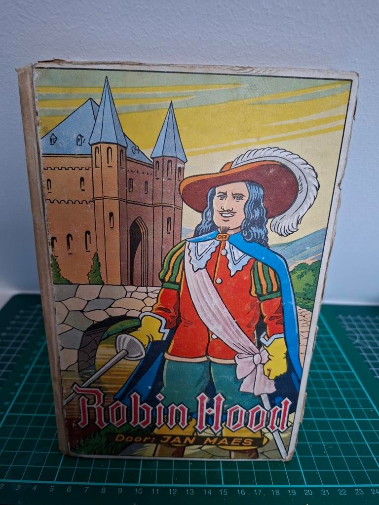 ROBIN HOOD, Ophalen of Verzenden, Gelezen
