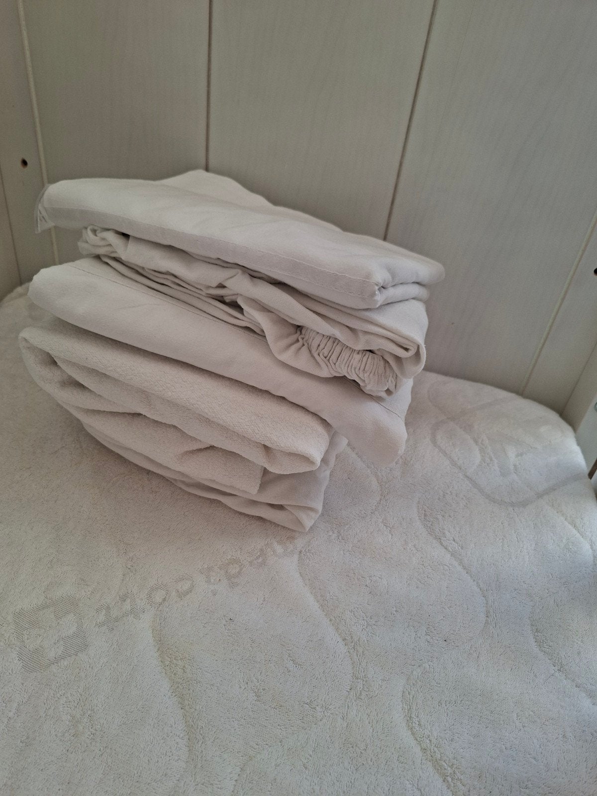 Foto 13 van Witte baby ledikant + commode