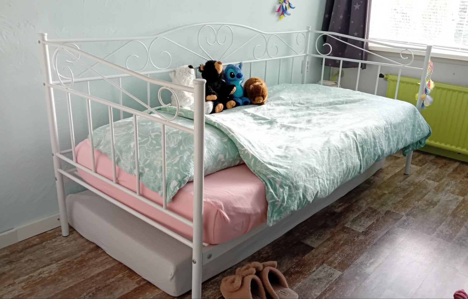 Wit 1-persoons bed, metalen frame, Huis en Inrichting, Slaapkamer | Bedden, Ophalen, Gebruikt, 90 cm, Eenpersoons