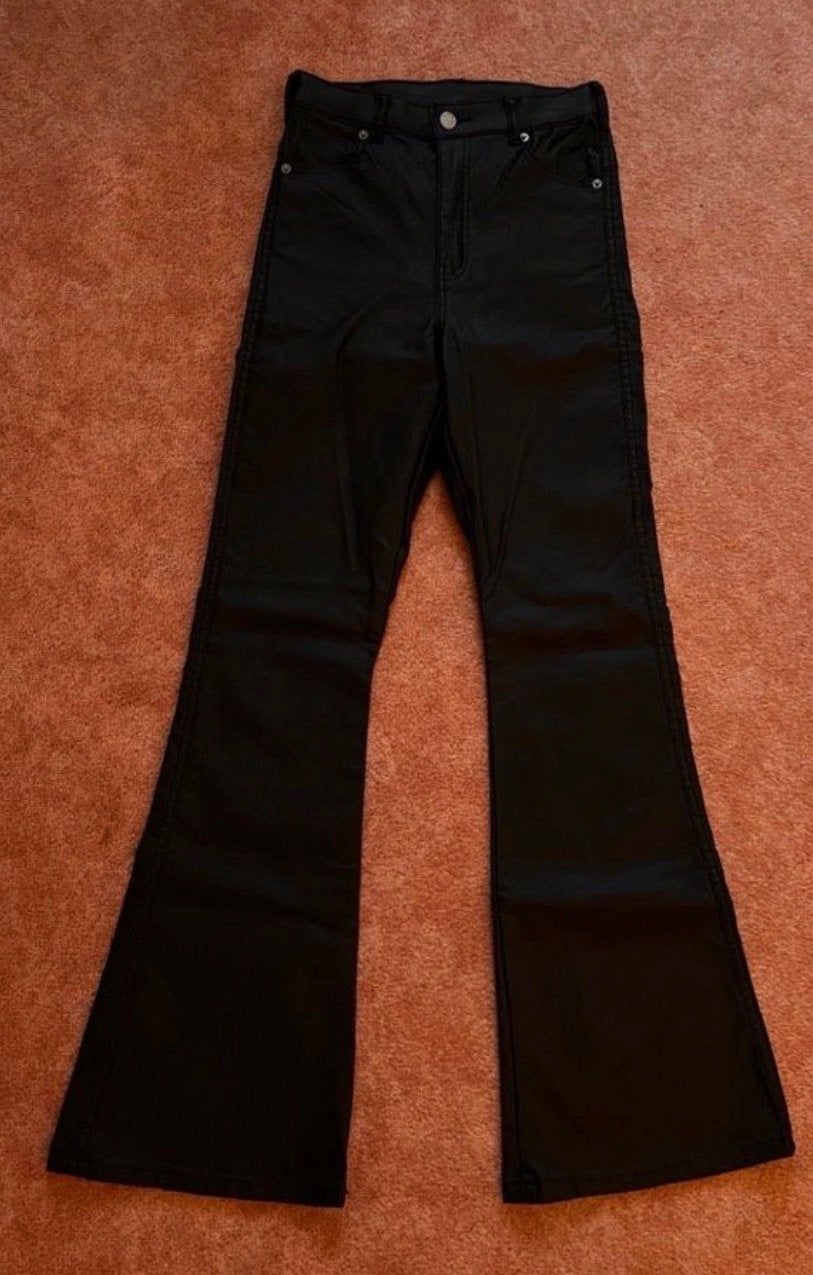 Dr Denim leren broek met wijde pijpen - Maat M, Kleding | Dames, Ophalen of Verzenden, Nieuw, Maat 38/40 (M), Zwart