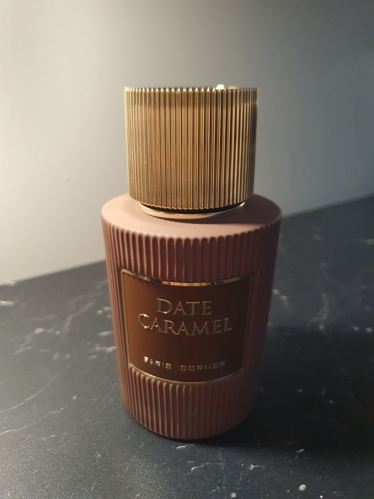date caramel paris corner, Ophalen of Verzenden