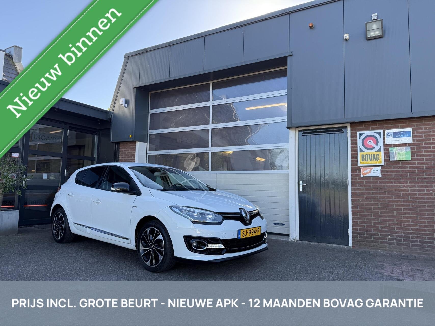 Renault Megane 1.2 TCe Bose AUTOMAAT CAMERA/TH/ECC *ALL-IN P, Auto's, Gebruikt, Zwart, Bedrijf, 1180 kg