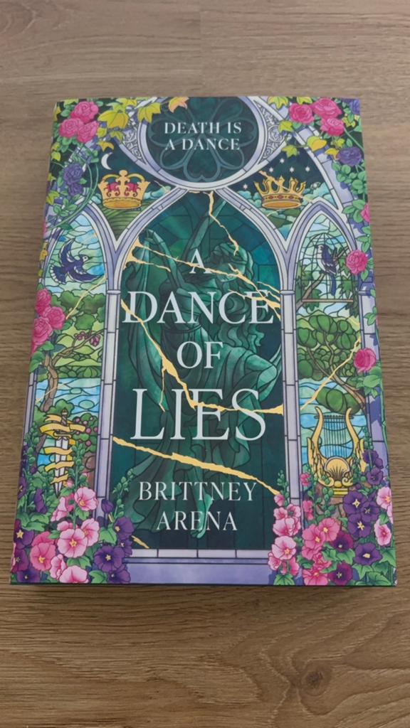 Boek Dance of Lies - Brittney Arena, Fairyloot, Boeken, Ophalen of Verzenden, Nieuw