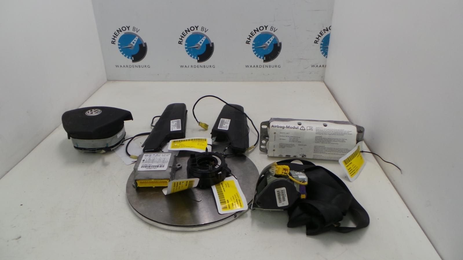 VOLKSWAGEN JETTA COMFORTLIN AIRBAG LINKS 2006, Ophalen of Verzenden, Gebruikt, Stiba lid