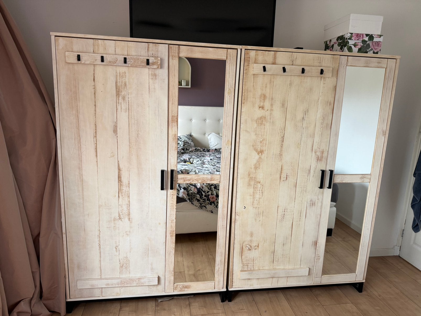 2 prachtige white washed kledingkasten met spiegel en haken, Ophalen, Gebruikt, 150 tot 200 cm, Boho Ibiza