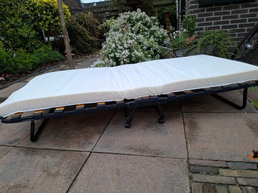 Opklapbed, Ophalen, Eenpersoons, 190 cm of minder, Zo goed als nieuw