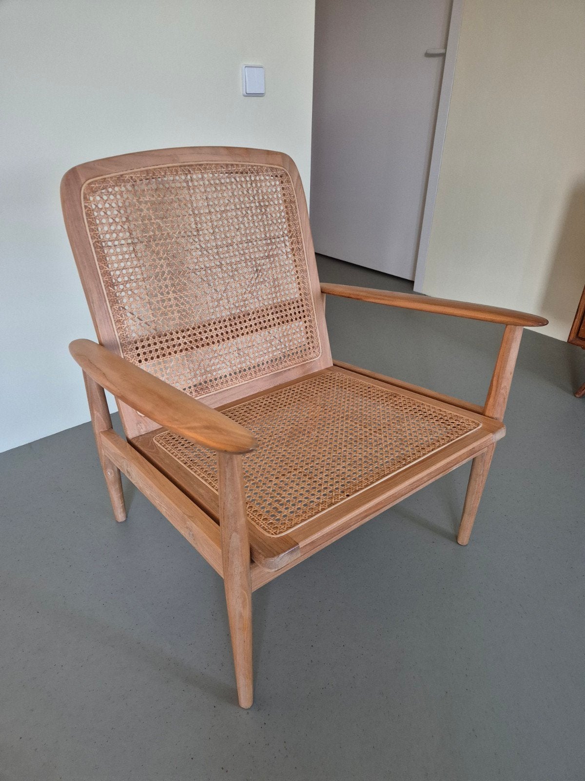 Teak Rotan Armstoel Zara, Huis en Inrichting, Gebruikt, Vintage, 75 tot 100 cm, 75 tot 100 cm