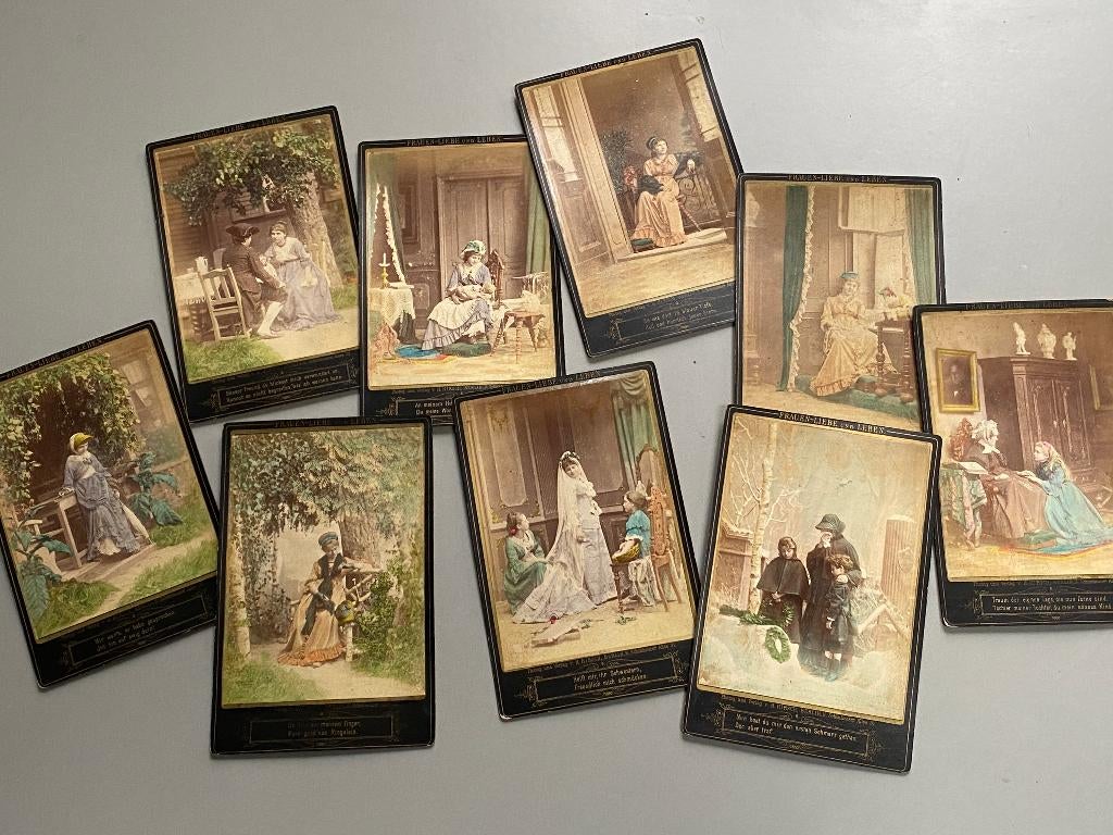 9 foto's van Adelbert Chamisso Frauen-Liebe uit ca. 1880, Foto, Ophalen of Verzenden, Zo goed als nieuw, Voor 1940