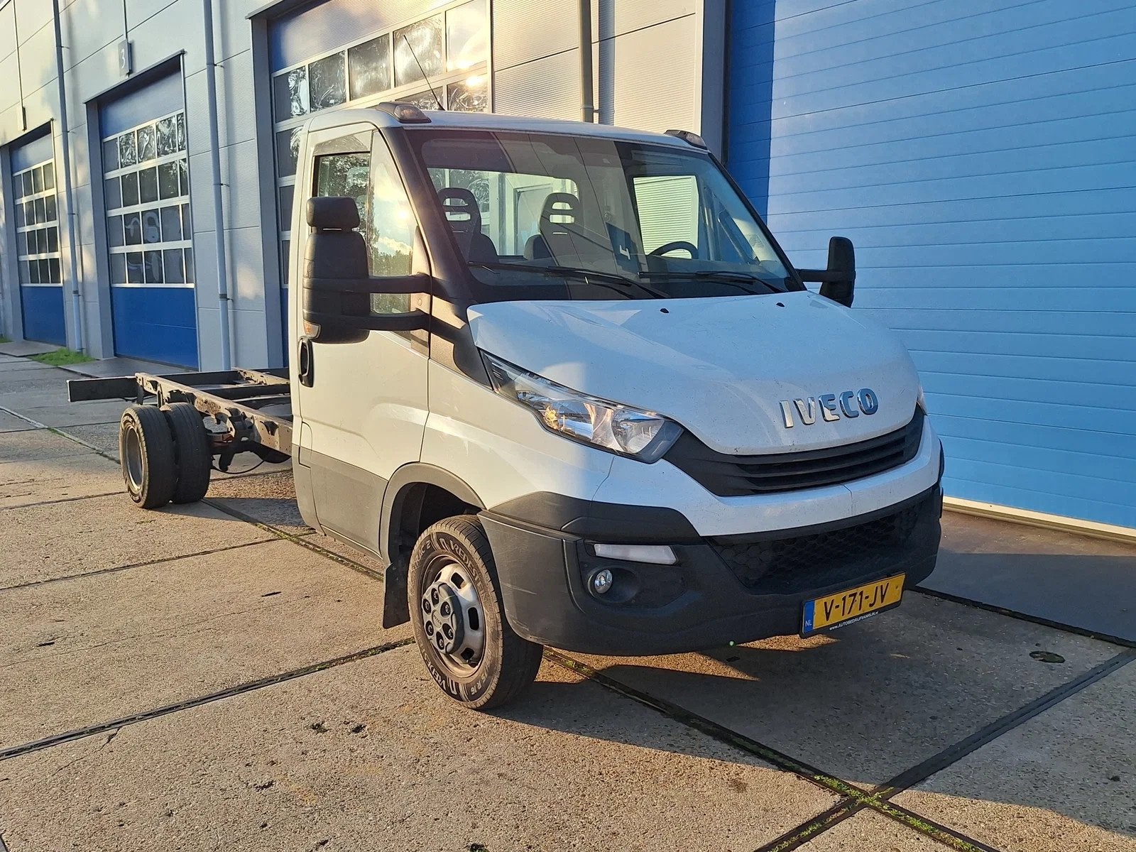 Iveco Daily 35C16 IS35CI2AA (bj 2017), Auto's, Achterwielaandrijving, Euro 6, Wit, Bedrijf
