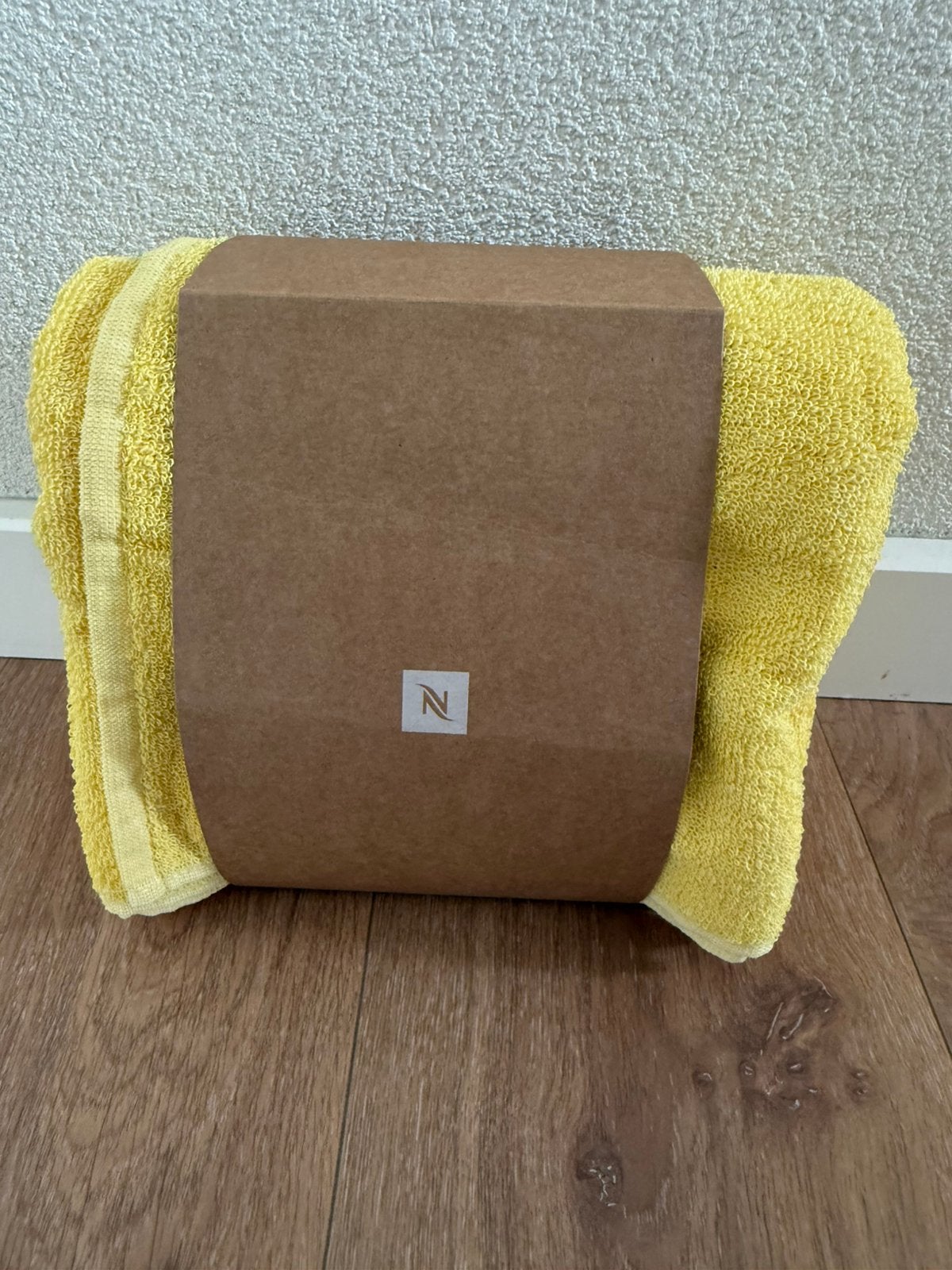 Nespresso handdoek, Overige merken, Nieuw, Ophalen of Verzenden, Badlaken