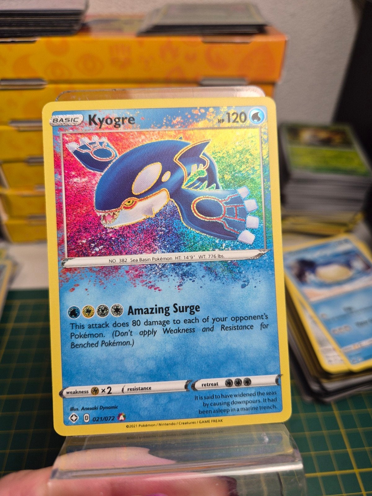 Kyogre Amazing Rare SHF 21/072 Shining Fates Pokémon Kaart, Ophalen of Verzenden, Zo goed als nieuw, Losse kaart, Foil