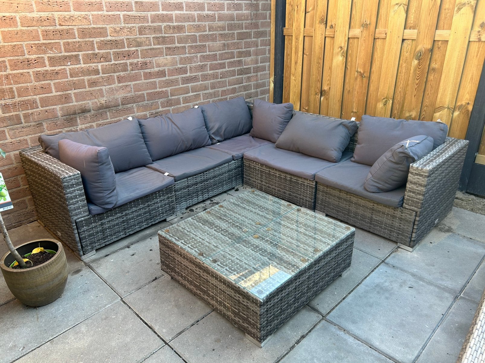 VidaXL loungeset / tuinset inclusief kussens en bijzettafel, Ophalen, 5 zitplaatsen, Kunststof, Gebruikt