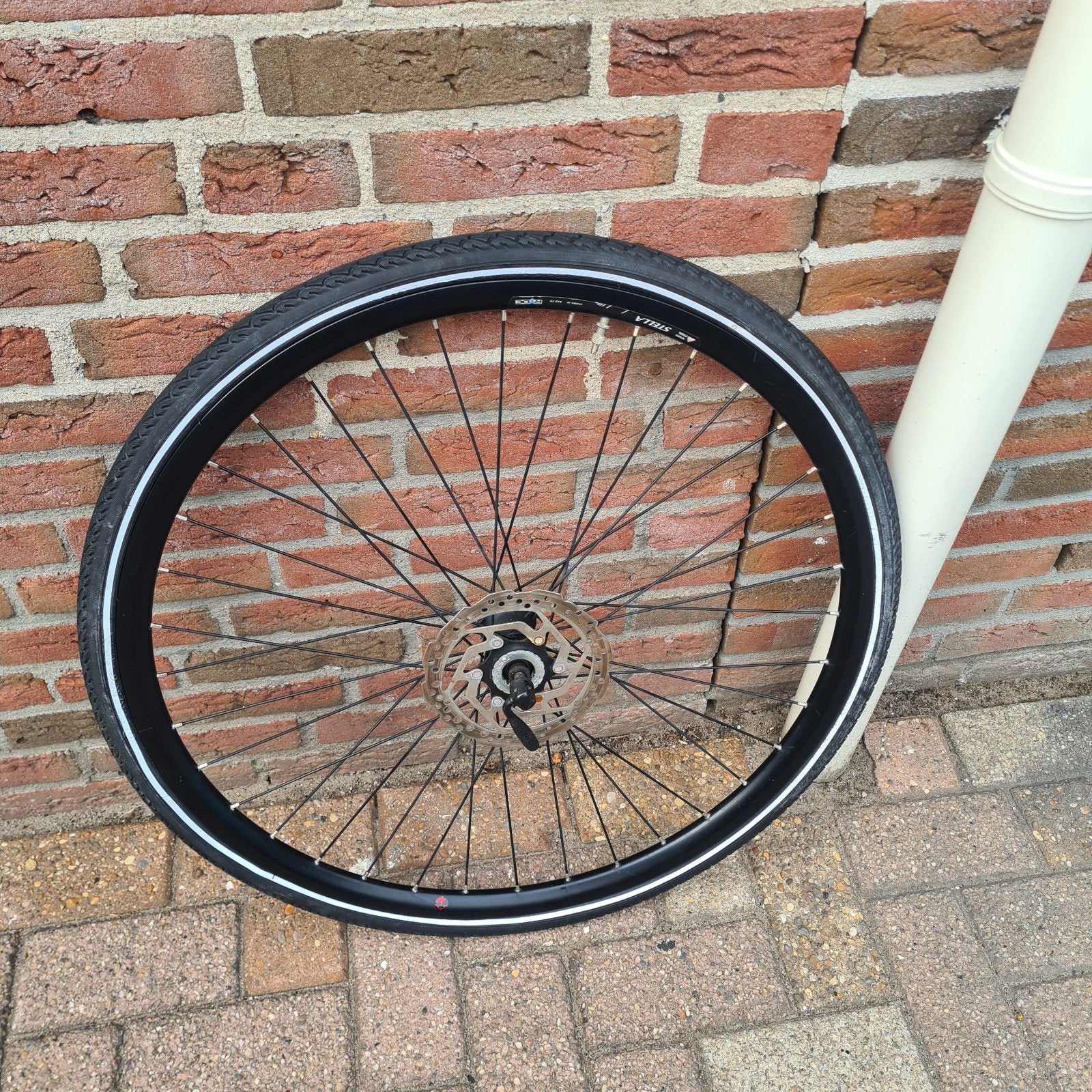 Stella wiel met goede buitenband en binnenband, Wiel, Gebruikt, Elektrische fiets, Stella