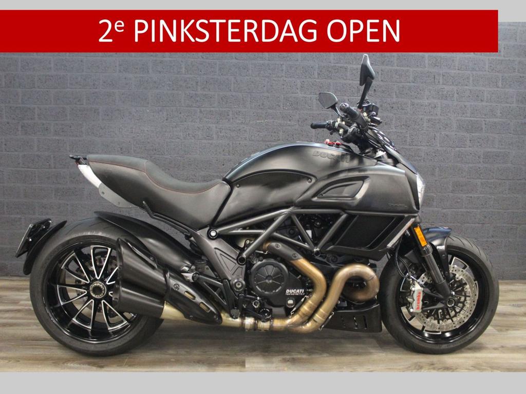 DUCATI DIAVEL (bj 2018) 15,986 km Performance, DUCATI, 2 cilinders, 1198 cc, Motorrijbewijs A