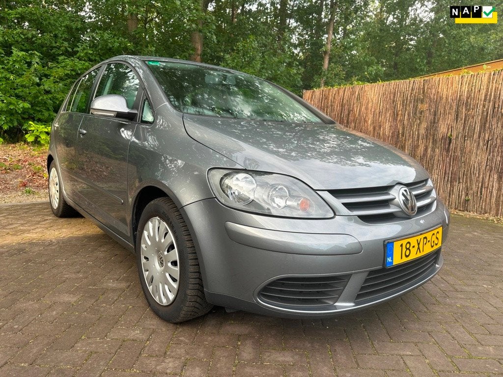 Volkswagen Golf Plus 1.6 FSI Optive 3 AIRCO/CRUISE/ELEKRM/DE, Auto's, Volkswagen, Stof, Gebruikt, Zwart, 4 cilinders