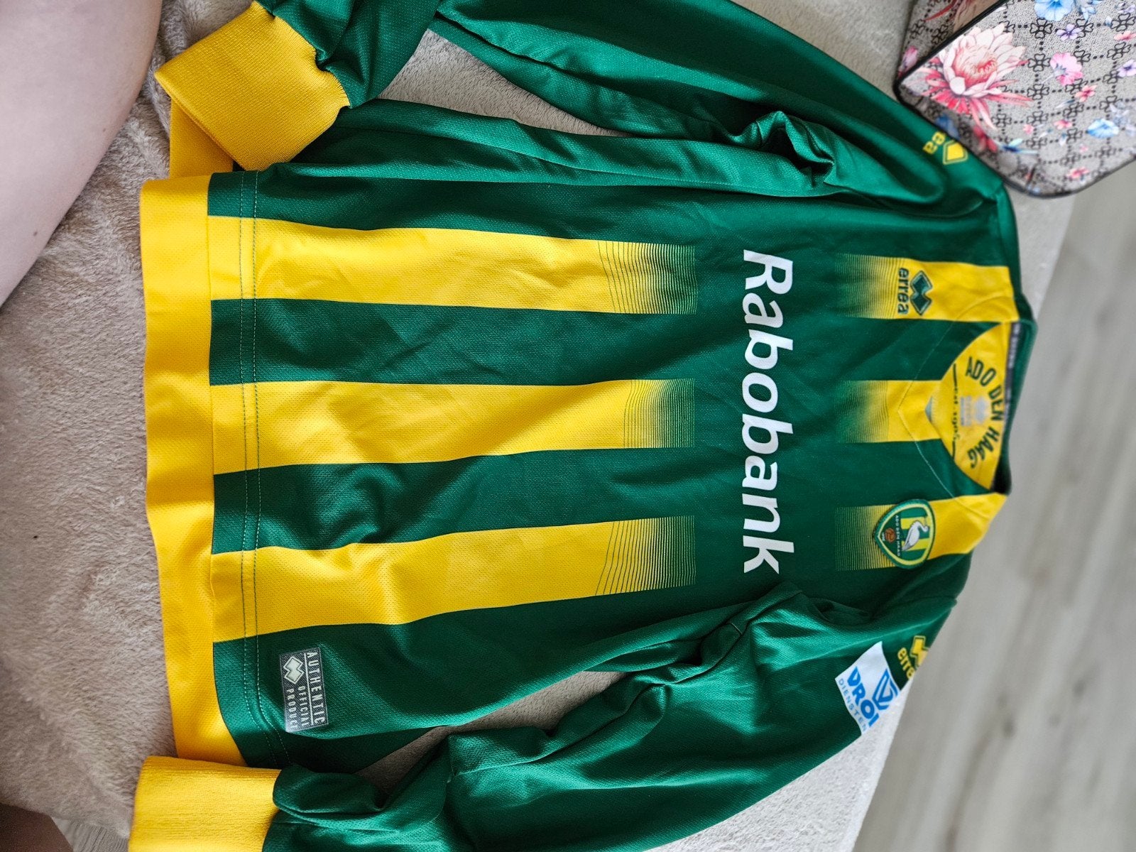 ADO Den Haag Thuisshirt en Broekje - Maat XS, Maat XS of kleiner, Ophalen of Verzenden, Zo goed als nieuw, Set