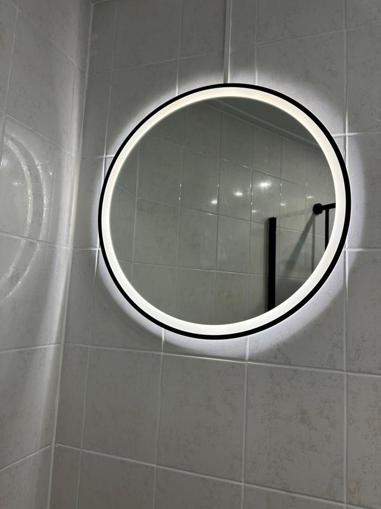 Ovale badkamerspiegel met LED verlichting, Doe-het-zelf en Verbouw, Sanitair, Ophalen, Zo goed als nieuw
